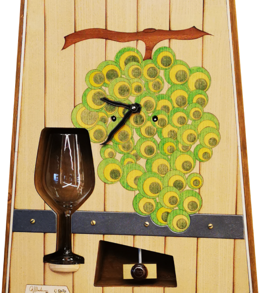 GoTo Clock Grapes and Barrel